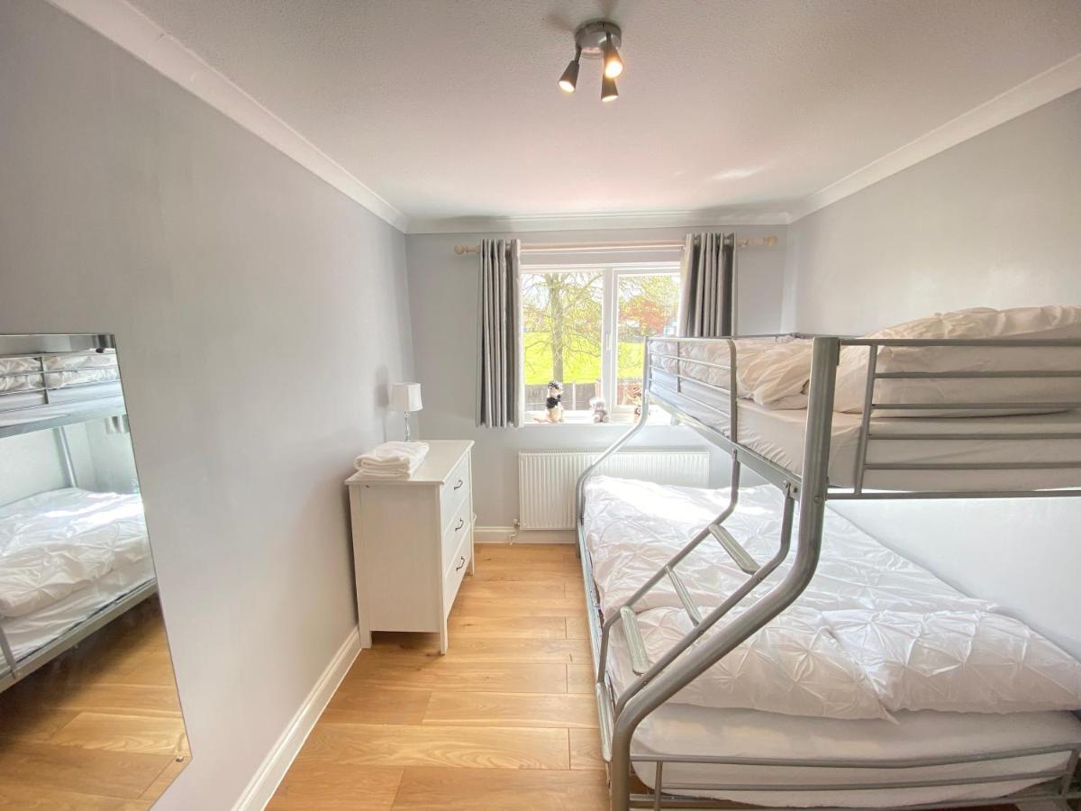 Three Bedrooms House In Windsor Dış mekan fotoğraf
